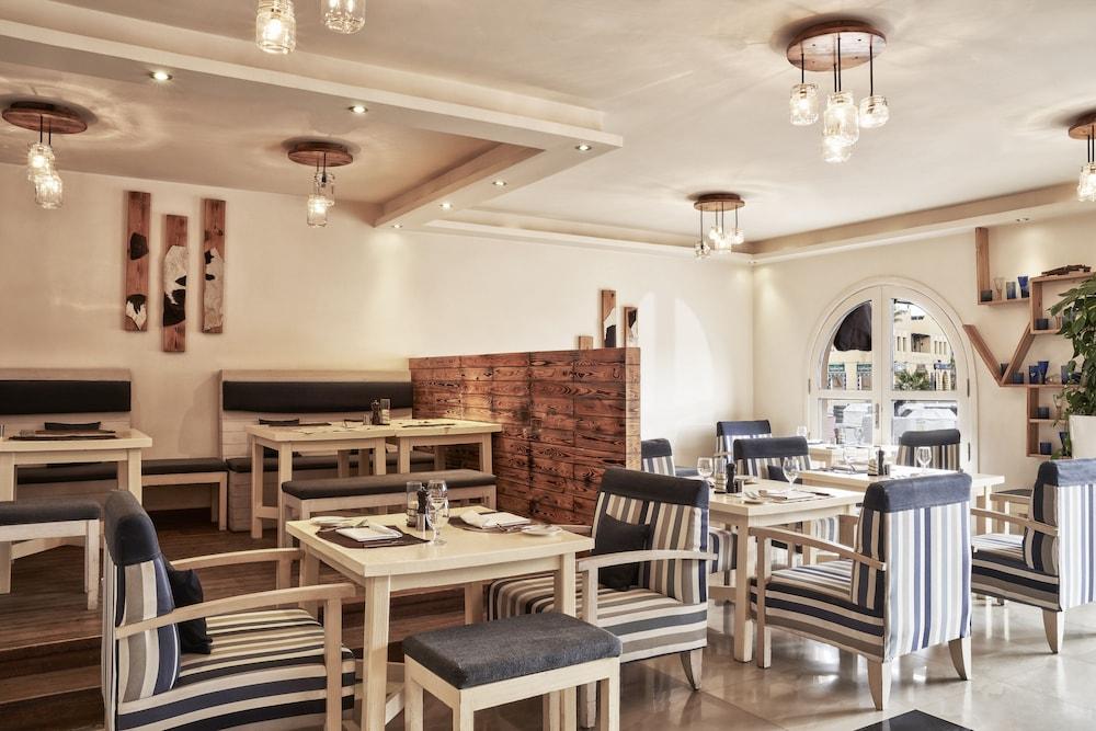 Turtle'S Inn Hotel Hurghada Bagian luar foto