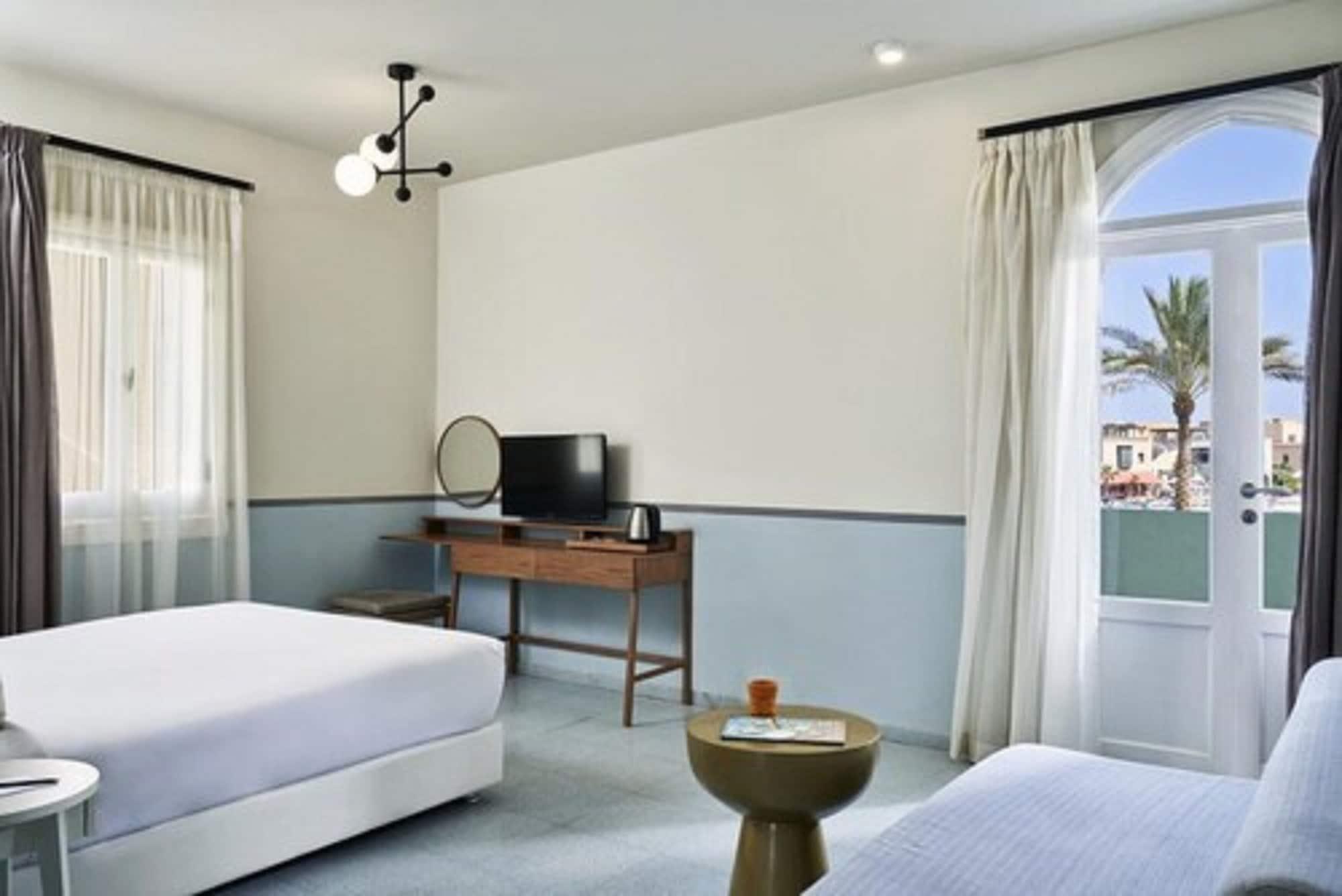 Turtle'S Inn Hotel Hurghada Bagian luar foto