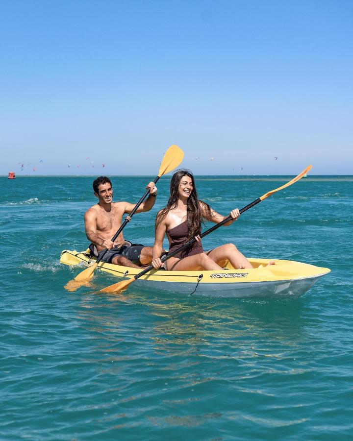 Turtle'S Inn Hotel Hurghada Bagian luar foto