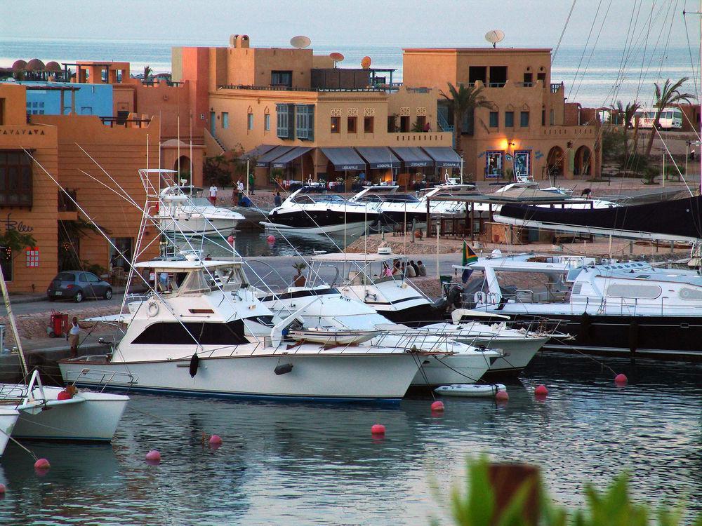 Turtle'S Inn Hotel Hurghada Bagian luar foto